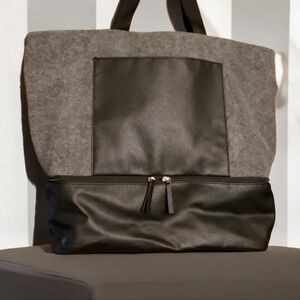 DSW Gray Wool Tote Bag w/ Black Faux Leather Trim – Front Pocket & Zip Bottom
